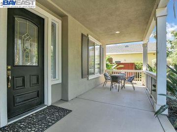 2812 Hawthorn Dr, Brentwood, CA | Brentwood Park. Photo 3 of 59