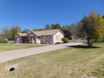 295 W Hereford Dr, Camp Verde, AZ | Ranch Acres. Photo 2 of 28