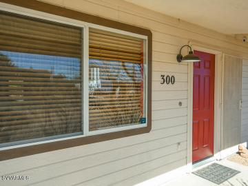 300 W Whipple Dr, Cottonwood, AZ | Verde Village Unit 8. Photo 3 of 25