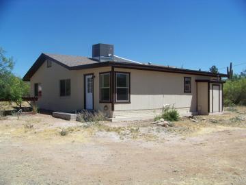 32233 Maggie Mine Rd Black Canyon City AZ Home. Photo 5 of 28