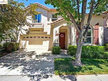 34 Terraced Hills Cir, The Orchards, CA