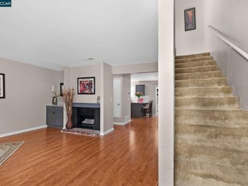 3610 Northwood Dr #G, Concord, CA, 94520 Townhouse. Photo 3 of 26