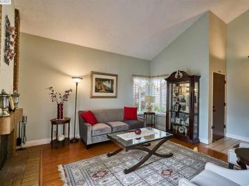 37686 Carriage Circle Cmn, Fremont, CA | . Photo 6 of 20