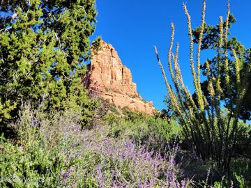 40 Robbers Roost, Sedona, AZ | Red Rock Cove West. Photo 2 of 27