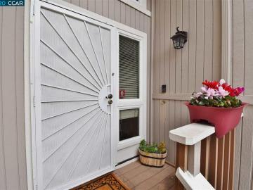 401 Camelback Rd, Pleasant Hill, CA, 94523 Townhouse. Photo 2 of 35