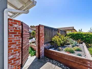 404 Shell Gate Rd, Alameda, CA | Southshore. Photo 6 of 50