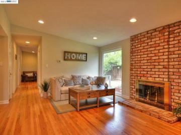 4355 Brookwood Ave, Fremont, CA | Fremont Fields. Photo 4 of 22