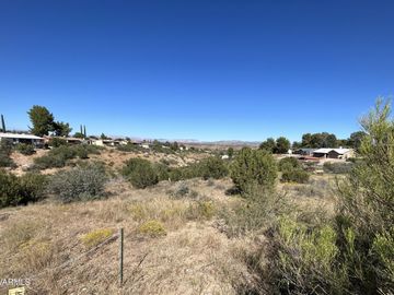 4394 Vista Dr, Cottonwood, AZ | Verde Village Unit 2. Photo 3 of 13