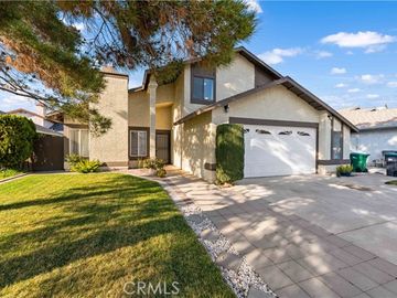 4721 Karling Pl, Palmdale, CA | . Photo 2 of 29