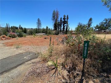 4982 Country Club Dr, Paradise, CA