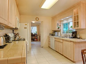 605 Almond Dr, Watsonville, CA | . Photo 4 of 15