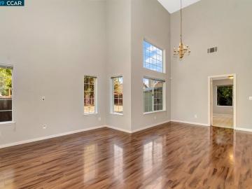 629 Castle Ct, Antioch, CA | Hillcrest. Photo 3 of 31