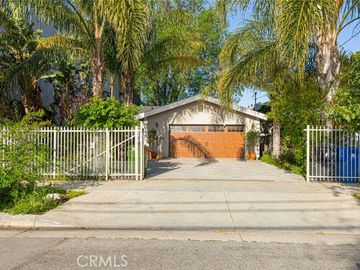 8437 Orion Ave, Los Angeles, CA