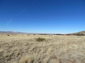 8465 N Howling Ln Prescott Valley AZ. Photo 6 of 18
