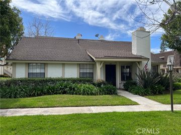 9069 Collier Ln, Westminster, CA