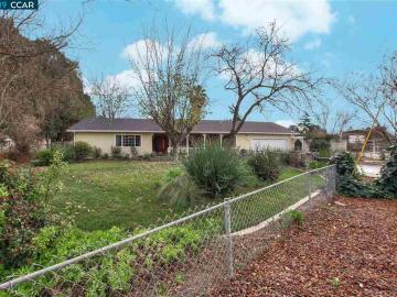 930 Randy Way, Brentwood, CA | . Photo 2 of 40
