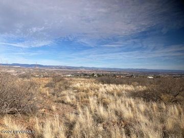 New Day Dr, Clarkdale, AZ | Under 5 Acres. Photo 2 of 2